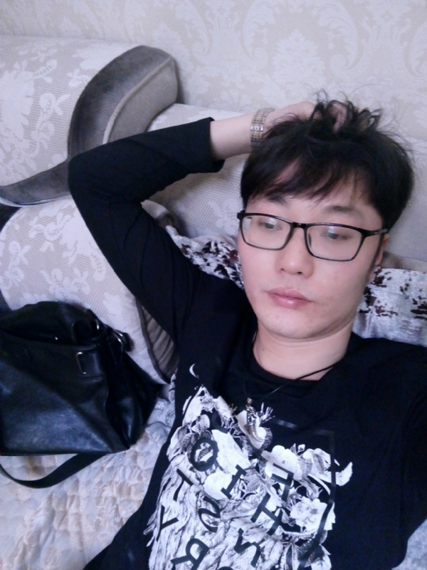 想事的猪的第一张照片--盘锦闪婚服务中心
