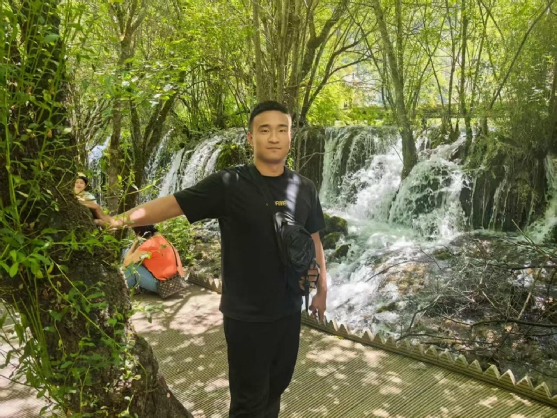不管多累的第一张照片--盘锦闪婚服务中心